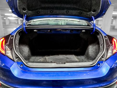 Used 2019 Honda Civic EX image 8