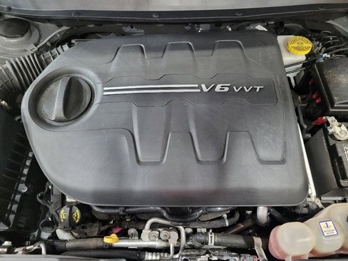 Used 2021 Jeep Cherokee Limited AWD/4WD image 30