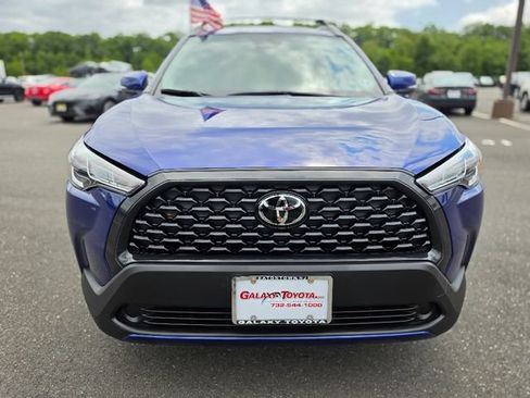 Used 2024 Toyota Corolla Cross LE w/ Moonroof Package AWD/4WD image 2