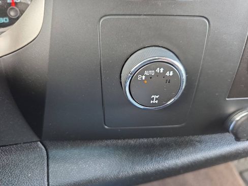Used 2013 Chevrolet Silverado 1500 LT w/ All-Star Edition AWD/4WD image 19