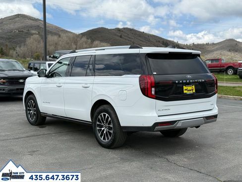 Used 2025 Ford Expedition Max Platinum AWD/4WD image 3