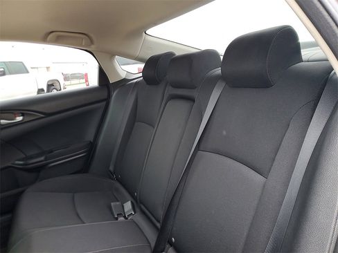 Used 2018 Honda Civic EX image 8