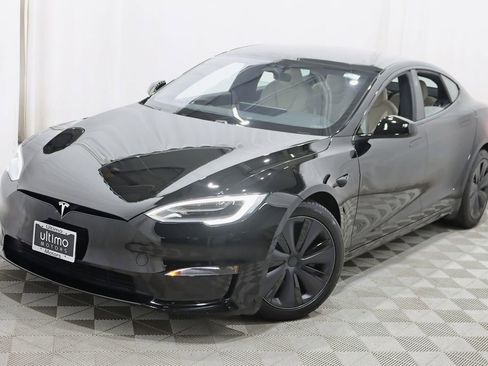Used 2022 Tesla Model S image 5
