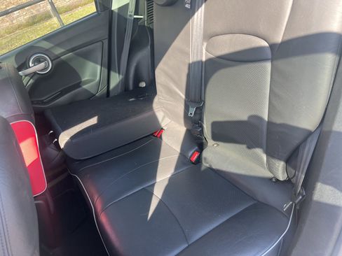 Used 2016 FIAT 500X Lounge image 16