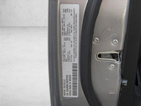 Used 2022 RAM 2500 Big Horn w/ Level C Equiment Group image 25