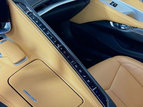 Used 2025 Chevrolet Corvette Stingray Preferred Cpe w/ 2LT image 18