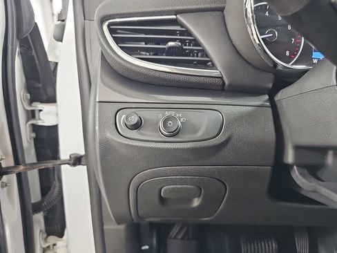 Used 2020 Buick Encore Preferred w/ Safety Package image 30