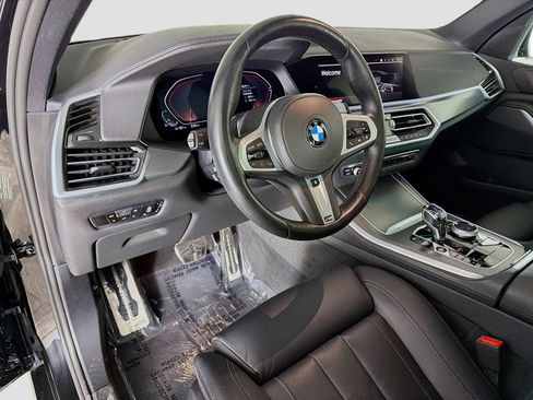 Used 2022 BMW X5 xDrive40i w/ M Sport Package AWD/4WD image 9