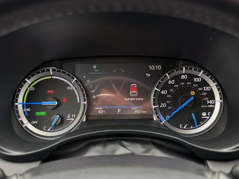 Used 2022 Toyota Highlander XLE image 18