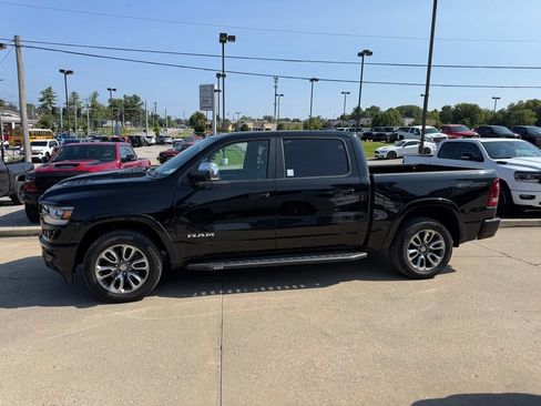 Used 2020 RAM 1500 Laramie w/ Sport Appearance Package AWD/4WD image 10