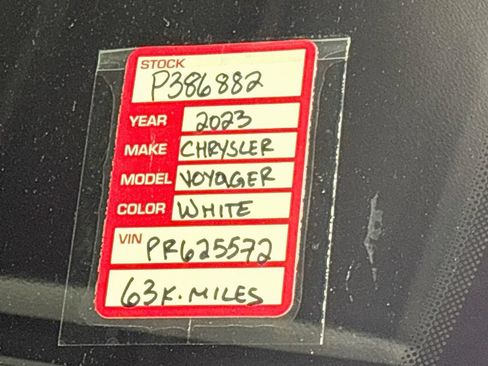 Used 2023 Chrysler Voyager LX FWD image 23