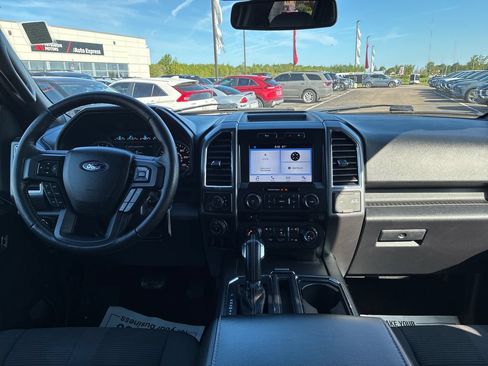 Used 2016 Ford F150 XLT w/ Equipment Group 302A Luxury AWD/4WD image 19