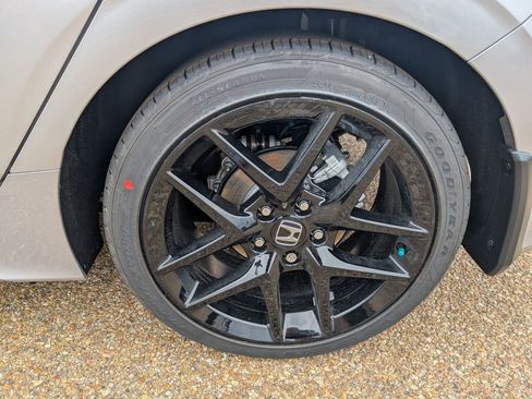 New 2026 Honda Civic Sport image 28