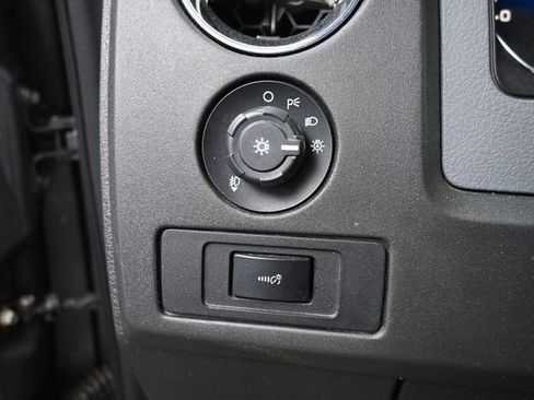 Used 2013 Ford F150 XLT w/ Luxury Equipment Group image 29