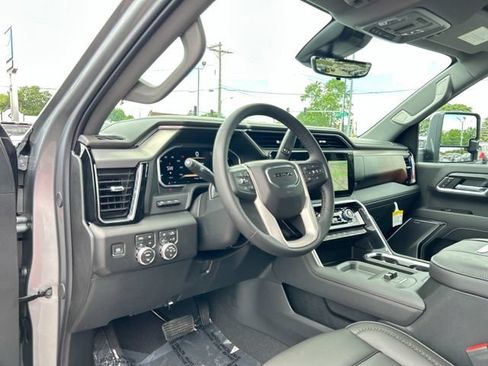 New 2026 GMC Sierra 2500 Denali w/ Technology Package AWD/4WD image 25