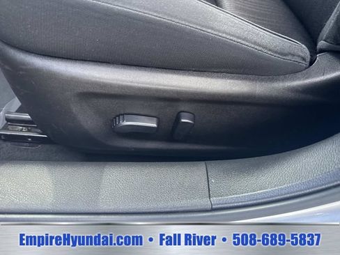 Used 2024 Nissan Altima 2.5 SV FWD image 18