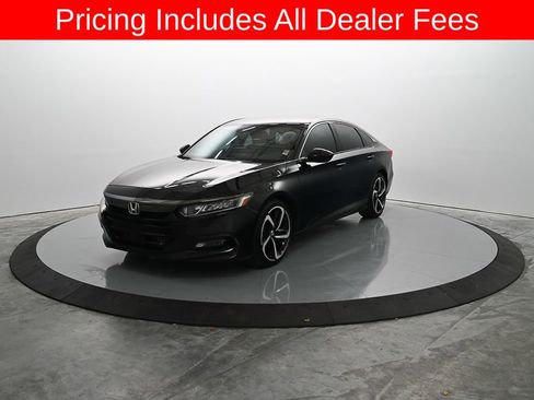 Used 2018 Honda Accord Sport image 2