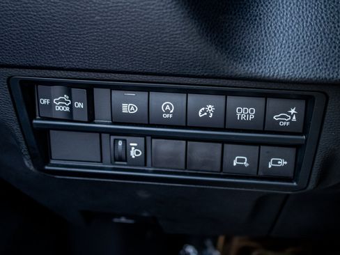 Used 2023 Toyota Tundra SR5 AWD/4WD image 39