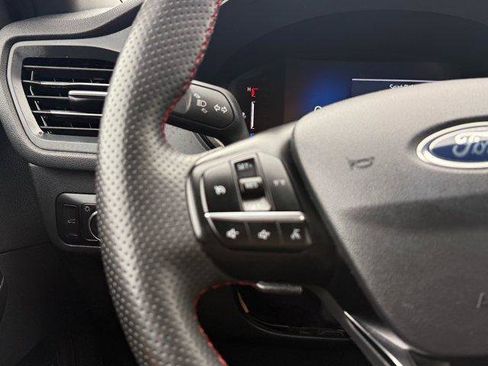 Used 2023 Ford Escape ST-Line image 27