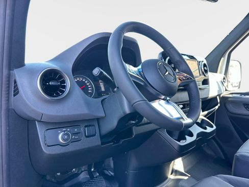 New 2026 Mercedes-Benz Sprinter 2500 image 14