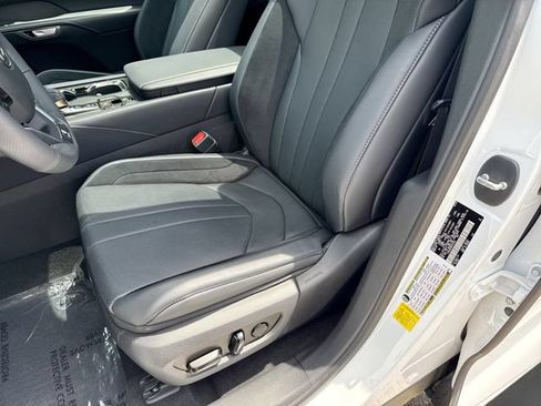 Used 2024 Lexus RX 500h F Sport w/ Convenience Package AWD/4WD image 17
