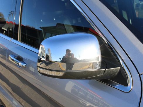 Used 2015 Jeep Grand Cherokee Limited image 40