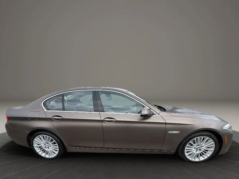 Used 2016 BMW 550i xDrive Sedan AWD/4WD image 4