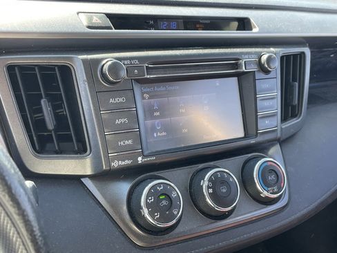 Used 2015 Toyota RAV4 LE image 5