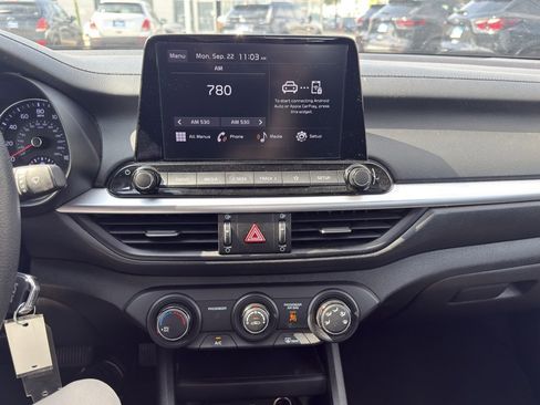 Used 2023 Kia Forte LXS w/ LXS Technology Package image 24