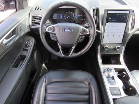 Used 2024 Ford Edge SEL image 27