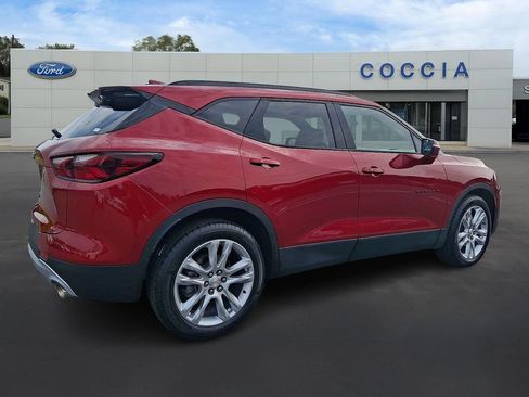 Used 2022 Chevrolet Blazer LT w/ Sound & Technology Package AWD/4WD image 4
