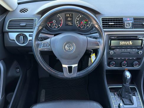 Used 2014 Volkswagen Passat 1.8T Wolfsburg Edition FWD image 13