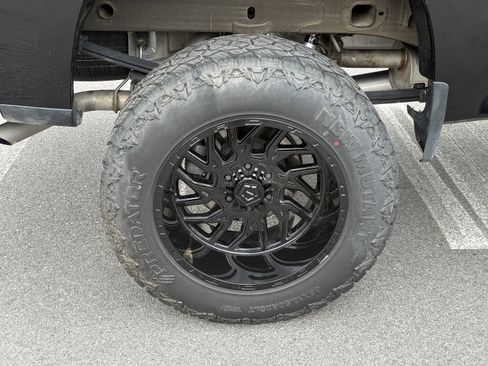 Used 2024 Chevrolet Silverado 1500 RST AWD/4WD image 11
