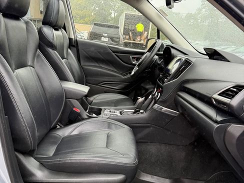 Used 2021 Subaru Forester Touring w/ Popular Package #2 image 16