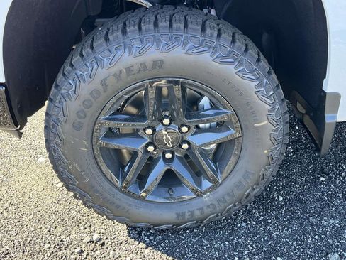 New 2026 Chevrolet Silverado 1500 Custom Trail Boss image 9