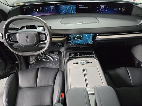 New 2025 Lincoln Navigator L Reserve w/ Jet Appearance Package image 17