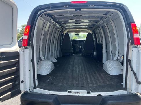 Used 2023 Chevrolet Express 2500 Extended w/ Driver Convenience Package image 4