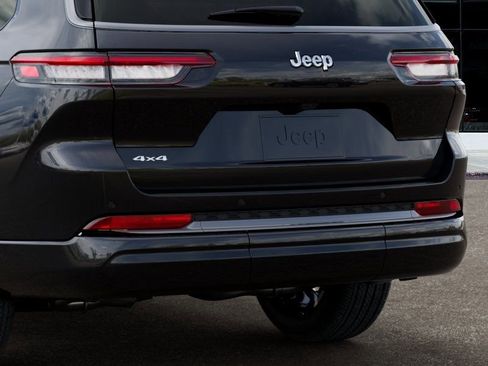 New 2026 Jeep Grand Cherokee L Limited image 13