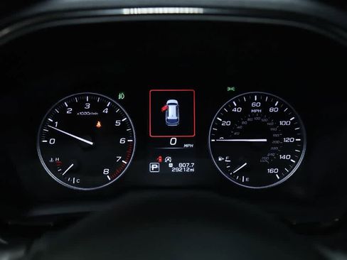 Used 2023 Subaru Outback Premium image 24