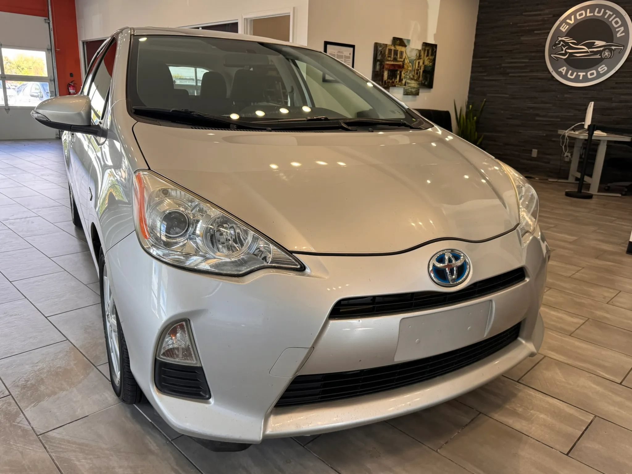 Used 2012 Toyota Prius C Three FWD image 2