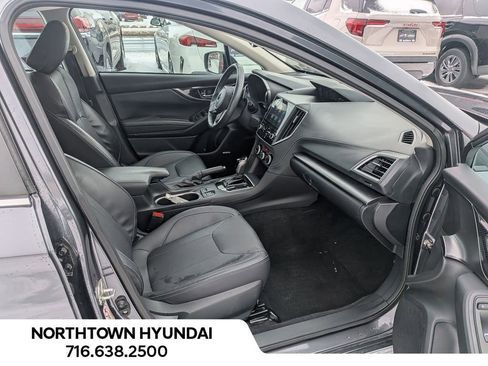 Used 2018 Subaru Impreza 2.0i Limited image 37