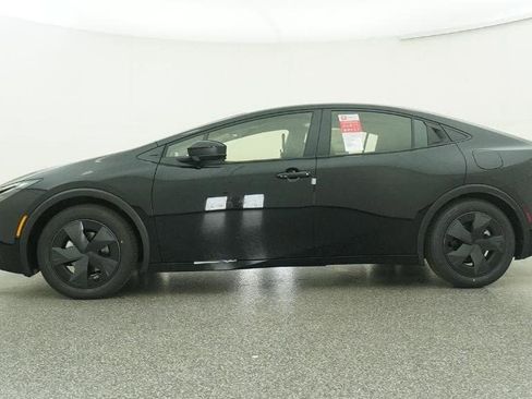 New 2026 Toyota Prius LE image 19