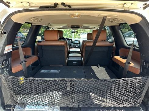 Used 2017 Toyota Sequoia Platinum RWD image 30