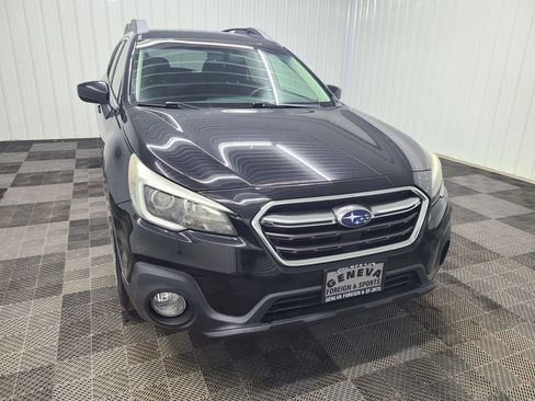 Used 2018 Subaru Outback 2.5i Premium AWD/4WD image 5