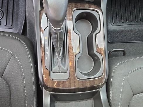 Used 2022 GMC Canyon Elevation image 25