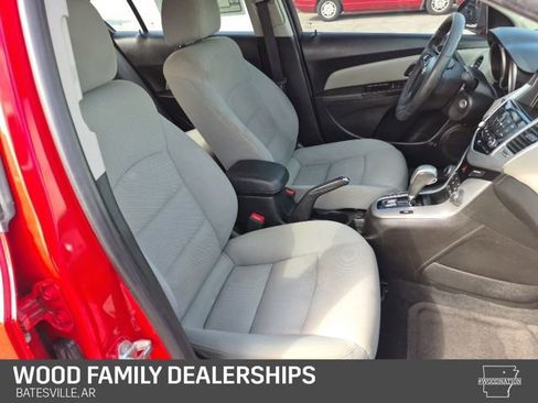 Used 2016 Chevrolet Cruze Eco image 31