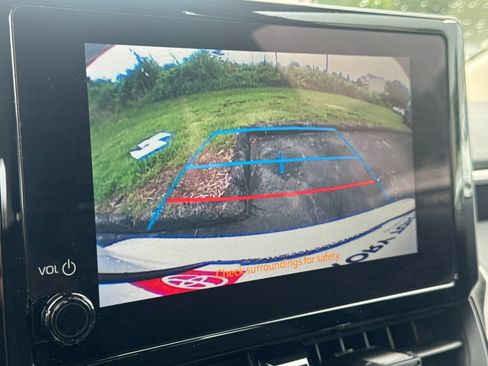 Used 2025 Toyota Corolla LE FWD image 18