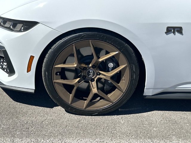 Used 2024 Ford Mustang GT Premium w/ GT Performance Package RWD image 10