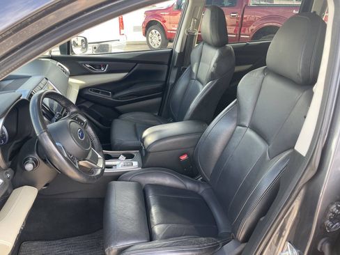 Used 2019 Subaru Ascent Limited AWD/4WD image 10