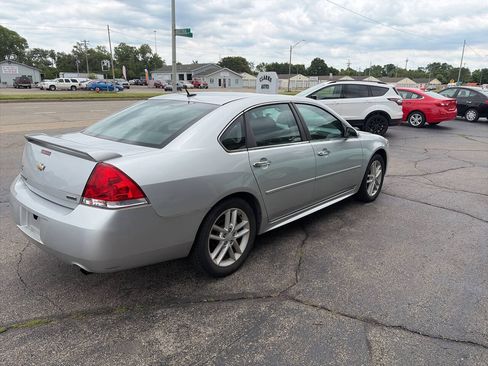 Used 2012 Chevrolet Impala LTZ FWD image 4